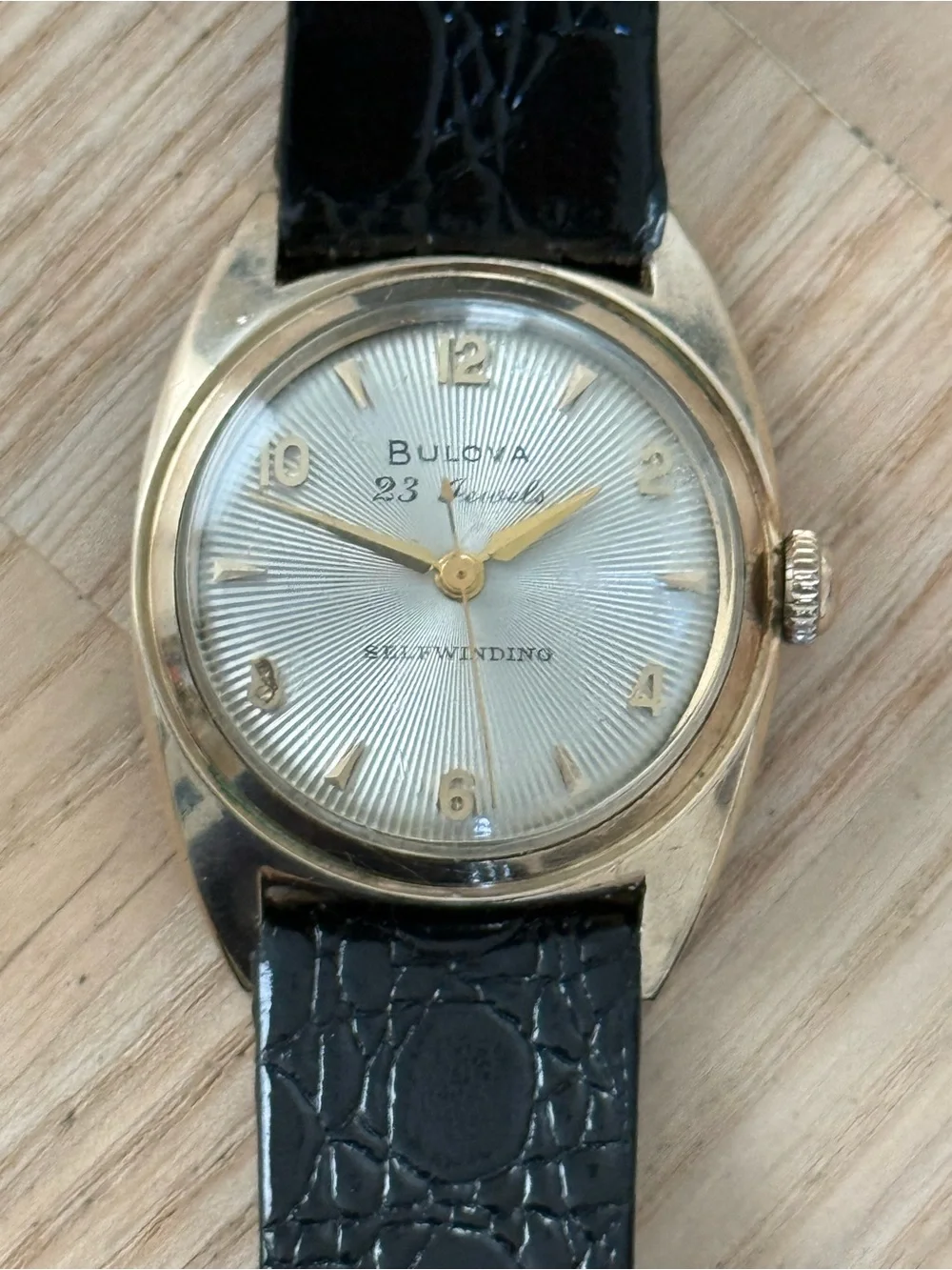 Bulova Rare 1954 23 Jewels Sunburst Dial Self-Winding Watch Gold Case Leather